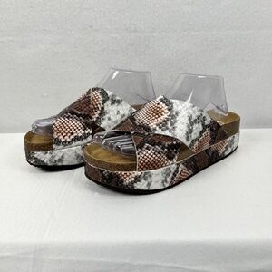 Free People Sidelines Flatform Sienna Snake Sandals Size Crisscross Strap Size 8
